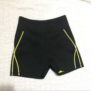 Wetsuit Shorts Black and Yellow